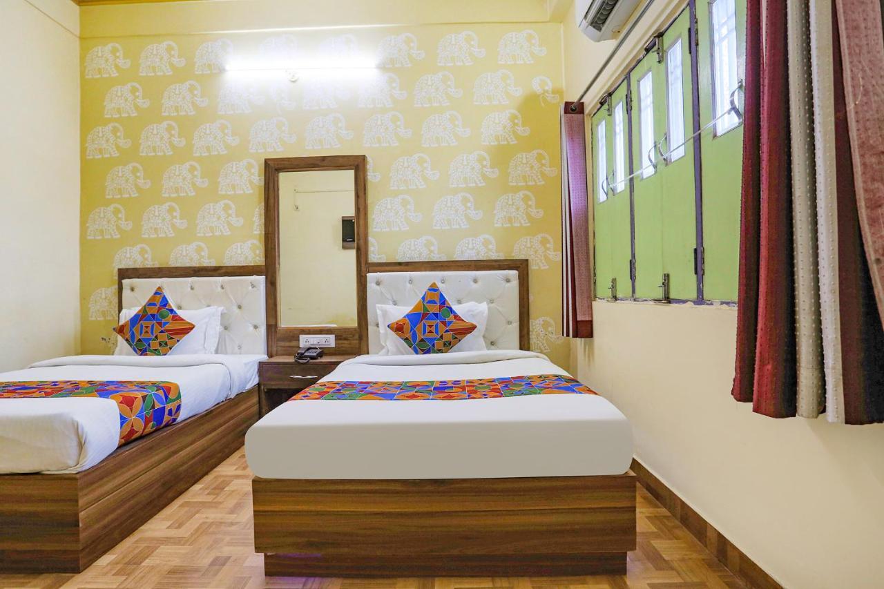 Fabhotel Shivam Palace Варанаси Экстерьер фото